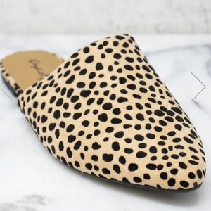 Leopard print mules